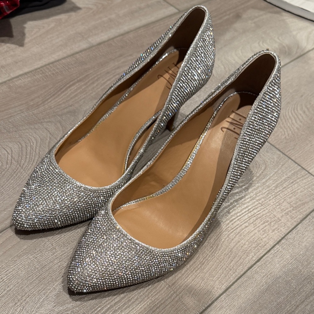 Silver Gem Sparkle Closed Toe Heels- Women 9